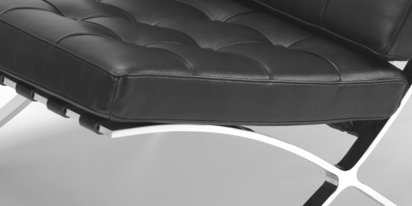Barcelona Fauteuil avec revêtement en cuir noir (available earlier)