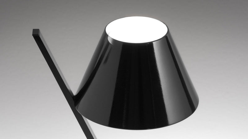 La Petite lampe de table by Artemide