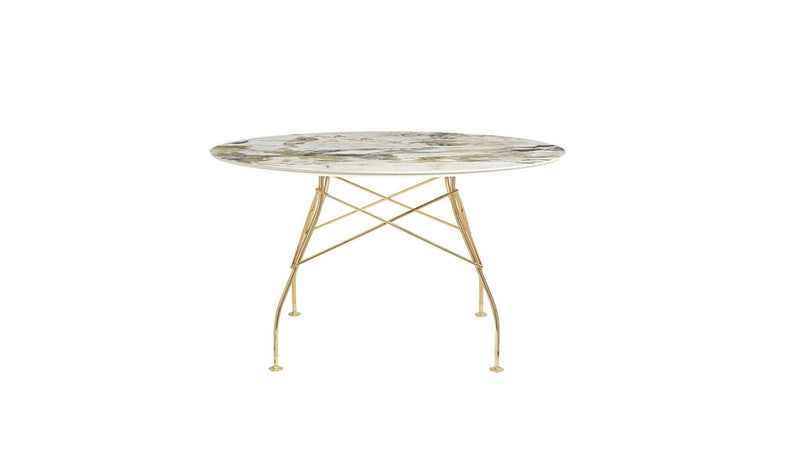 Glossy table ronde by Kartell