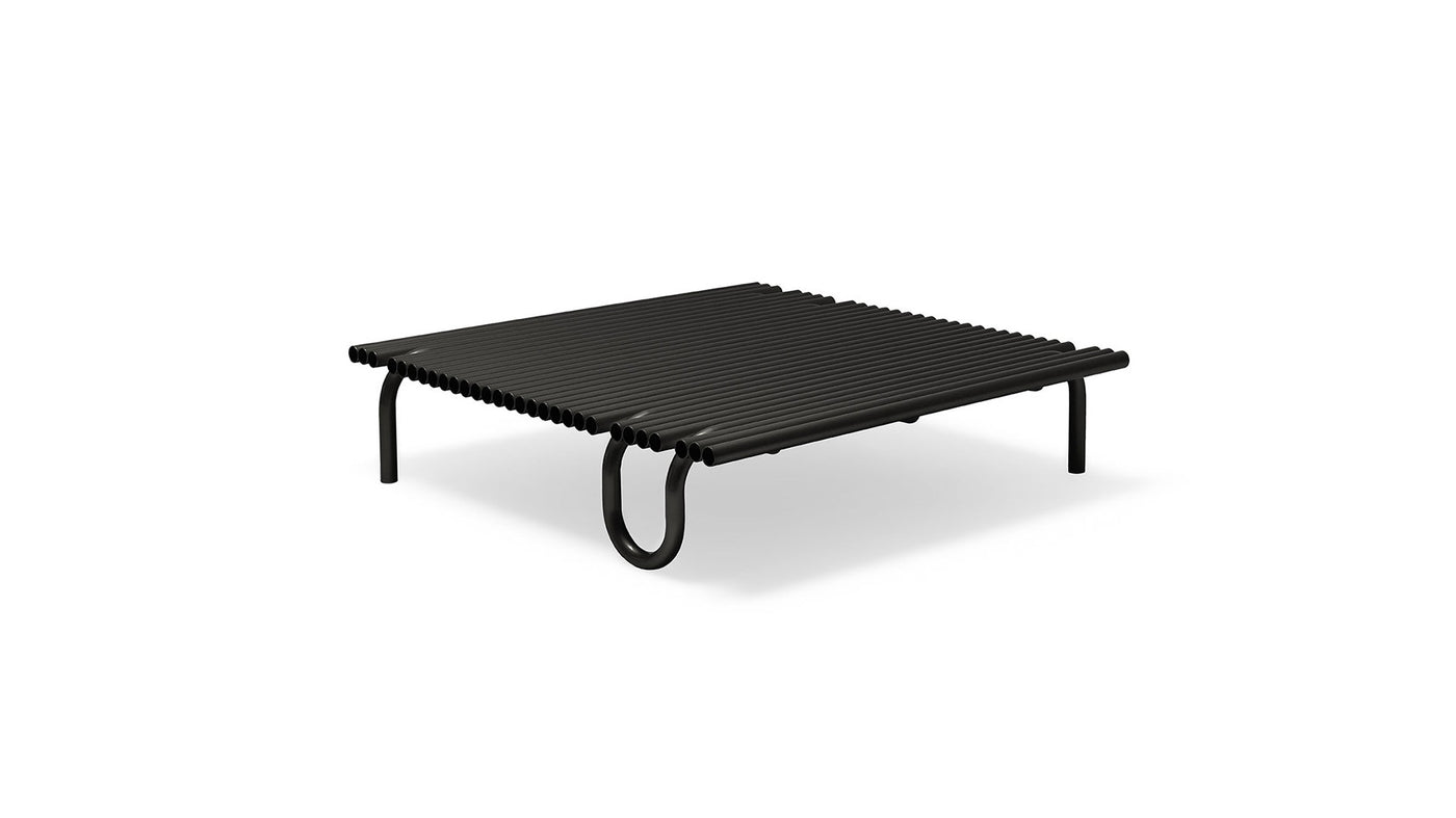 Pipelines low table by Mogg