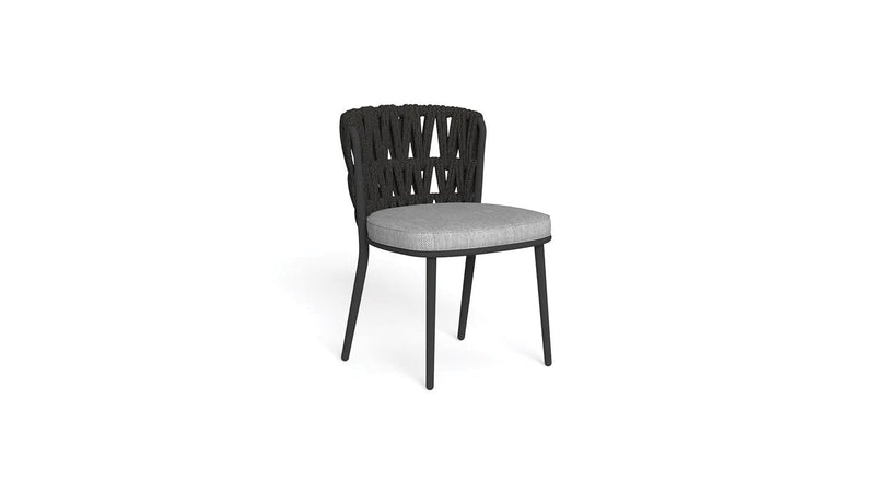 Swipe outdoor dining chair