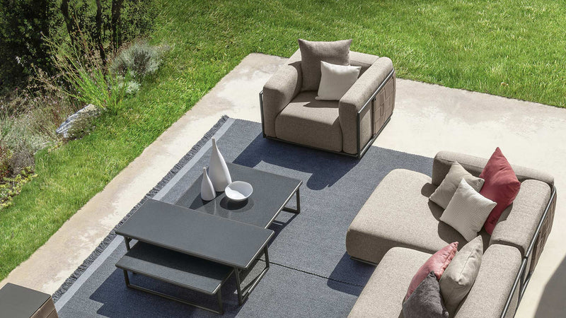 Tressé outdoor living armchair