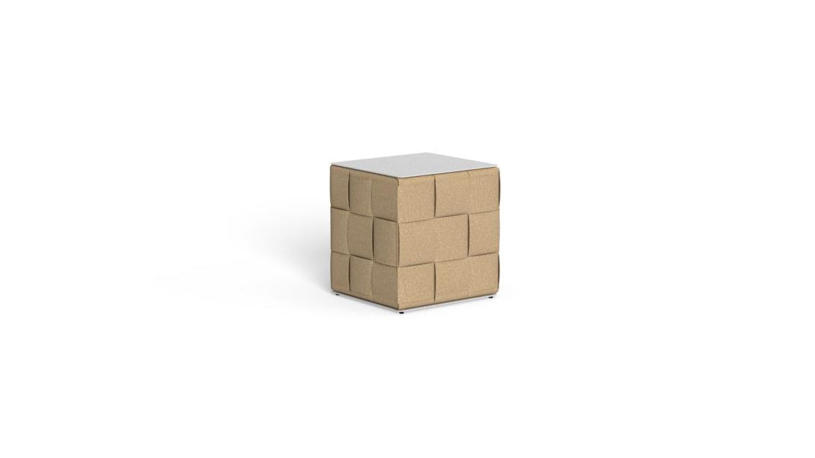 Tressé outdoor cube