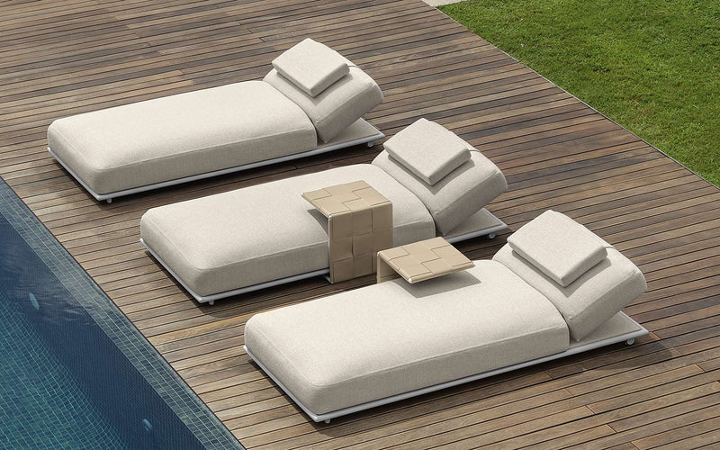 Tressé outdoor side table